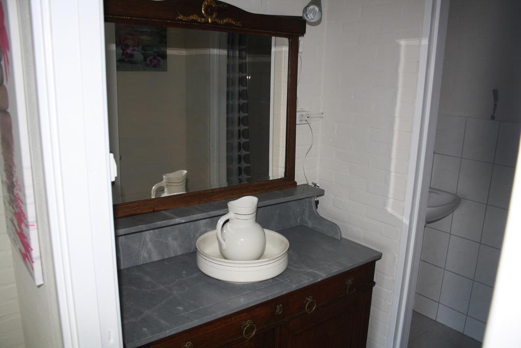 Biedermeier Born Quarto foto